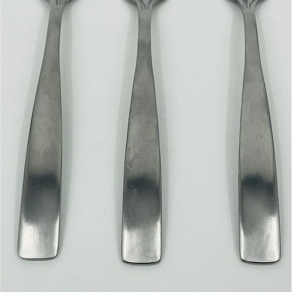 3 Cambridge Madison Salad Forks 8